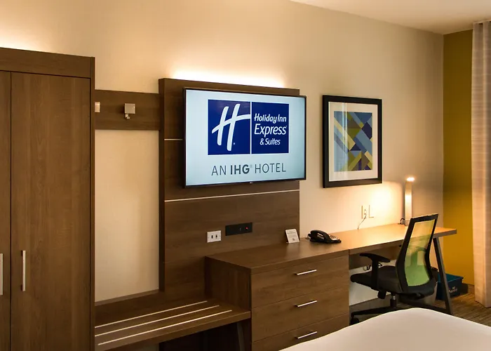 Holiday Inn Express & Suites - Woodstock, On Canada